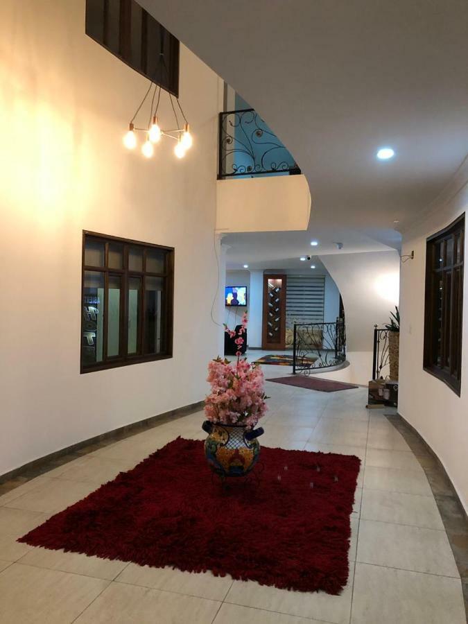 Hotel Madrid Plaza Colombia Buitenkant foto