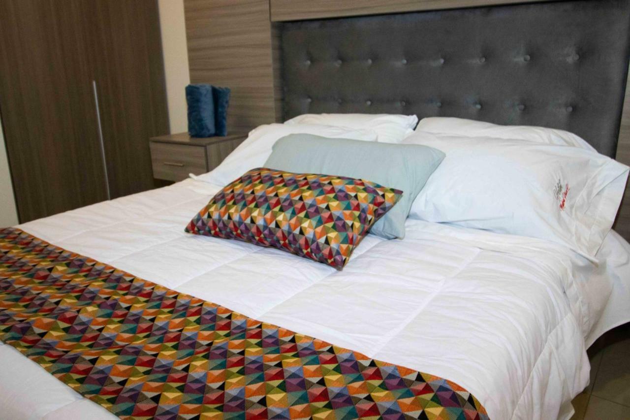 Hotel Madrid Plaza Colombia Buitenkant foto
